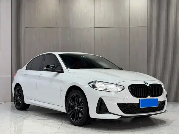 BMW 1 Series 2022