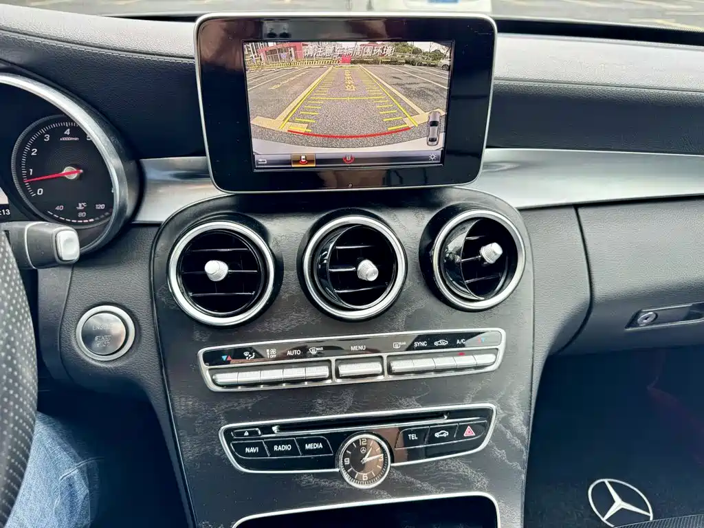 Mercedes-Benz C-Class 2018 — фото 10
