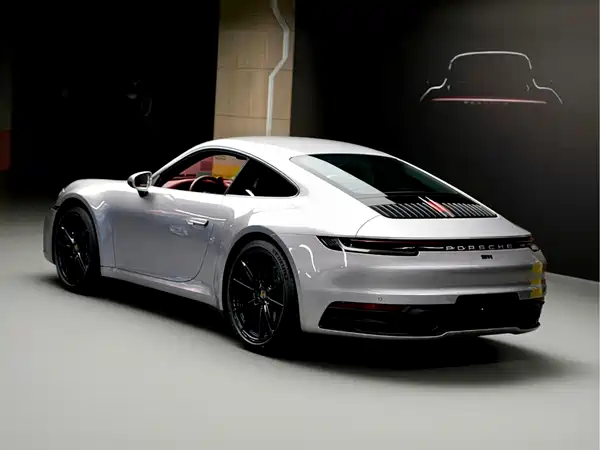 Porsche 911 2024