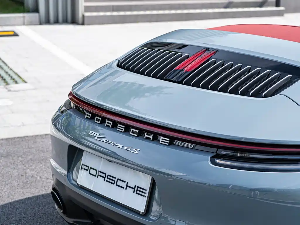 Porsche 911 2022 — фото 7