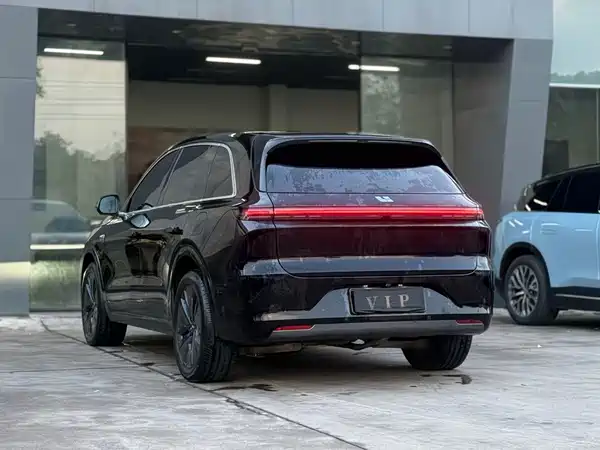 Li Auto L6 2024