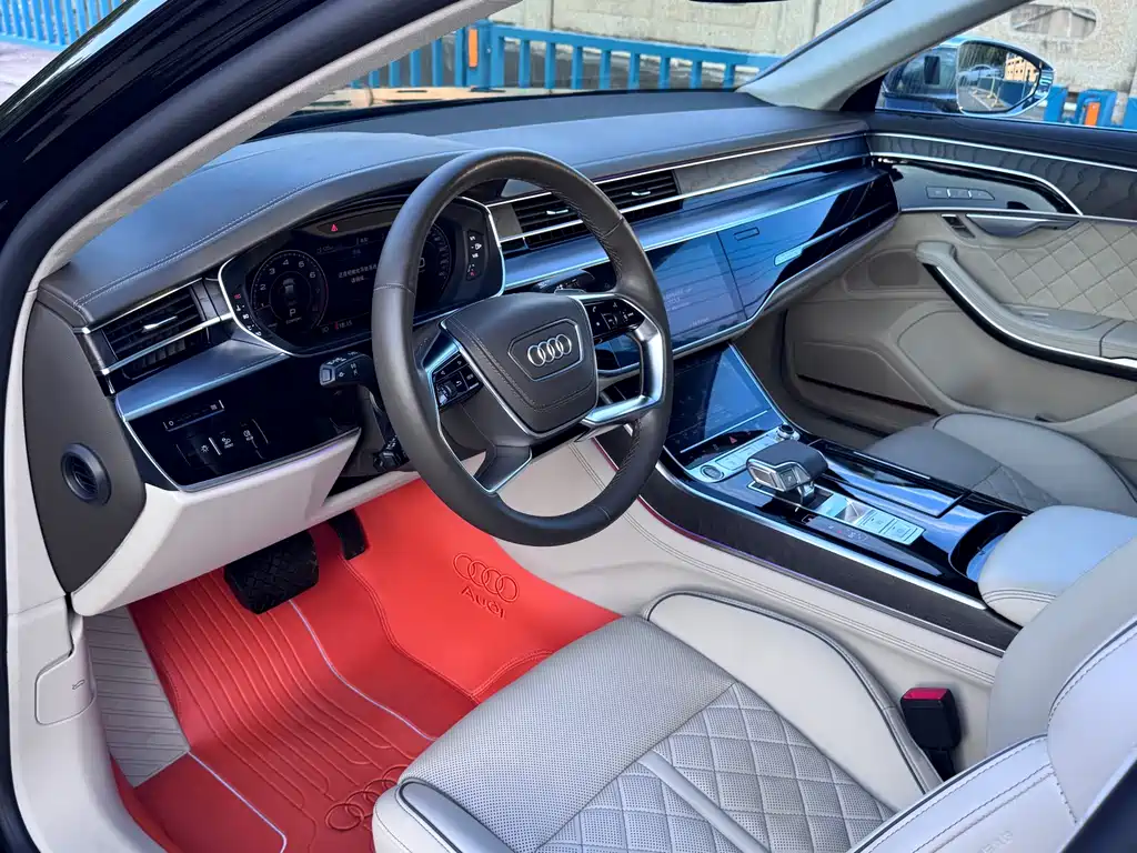 Audi A8 2022