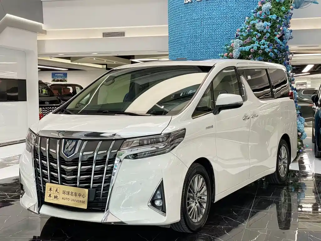 Toyota Alphard 2020 — фото 1