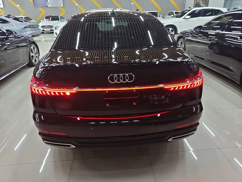 Audi A6L 2022 — фото 6