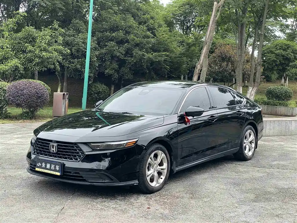 Honda Accord 2024 — фото 1