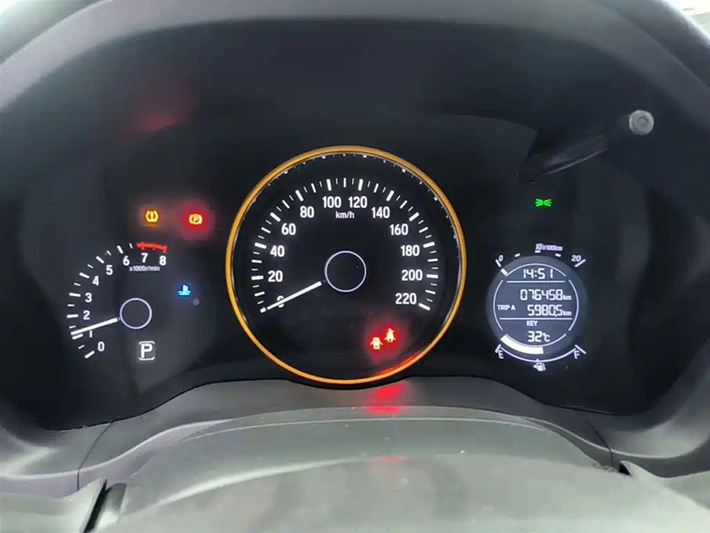 Honda Vezel 2020 — фото 12