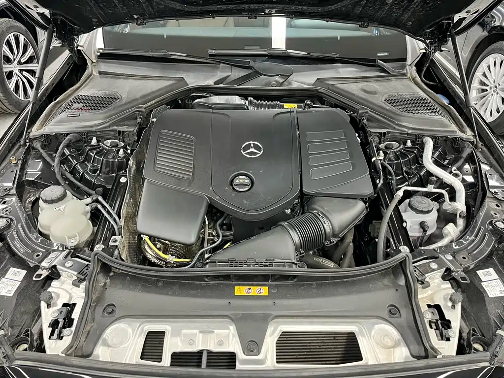 Mercedes-Benz E-Class 2025 — фото 26