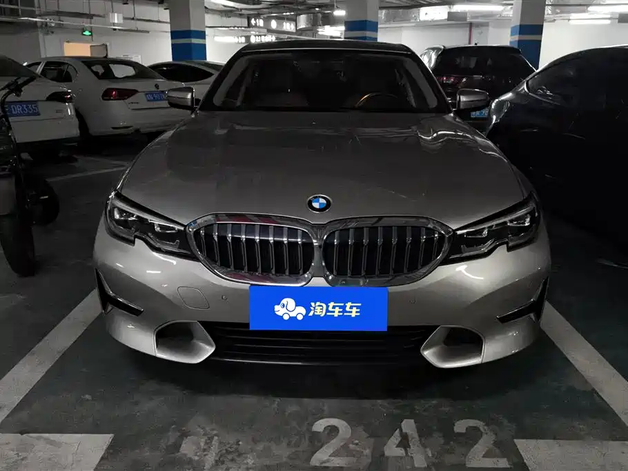 BMW 3 Series 2019 — фото 2