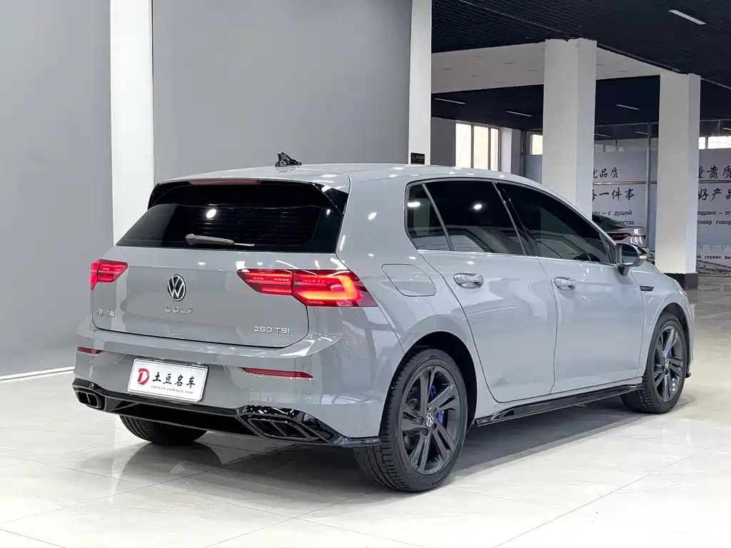 Volkswagen Golf 2022