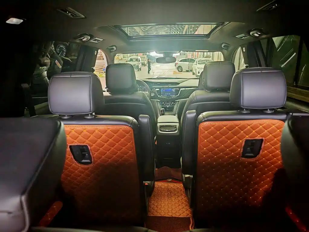Cadillac XT6 2021 — фото 10
