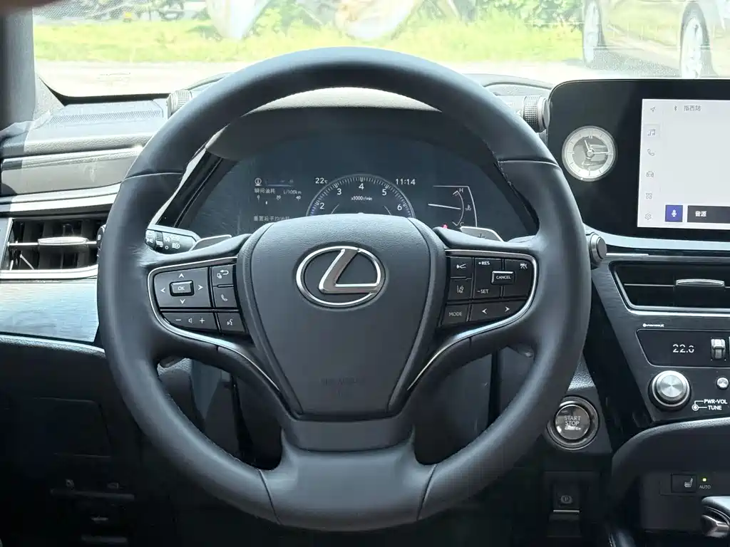 Lexus ES 2024 — фото 10