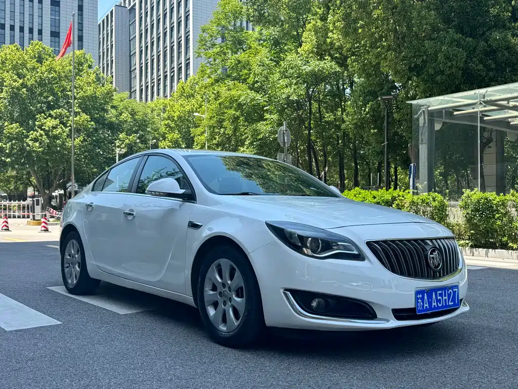Buick Regal 2015 — фото 8