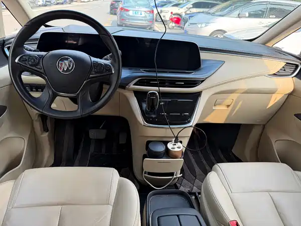 Buick GL8 2023