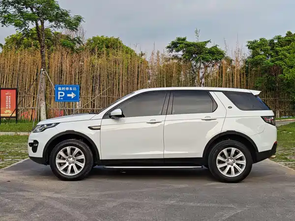 Land Rover Discovery Sport 2016