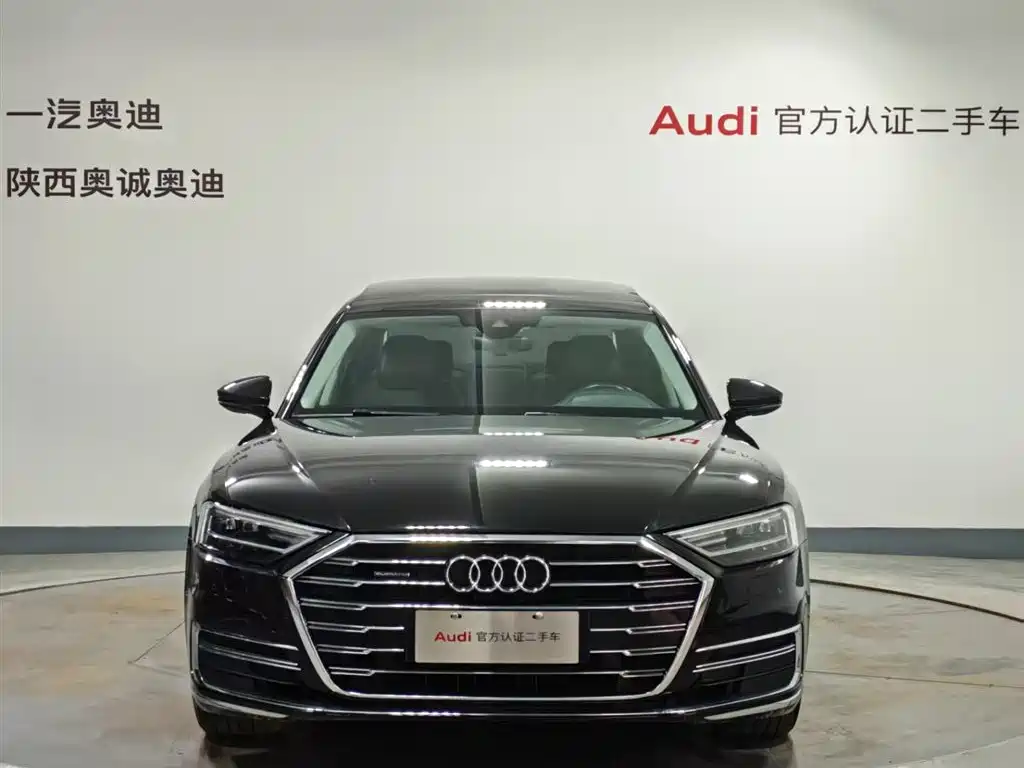 Audi A8 2022 — фото 2
