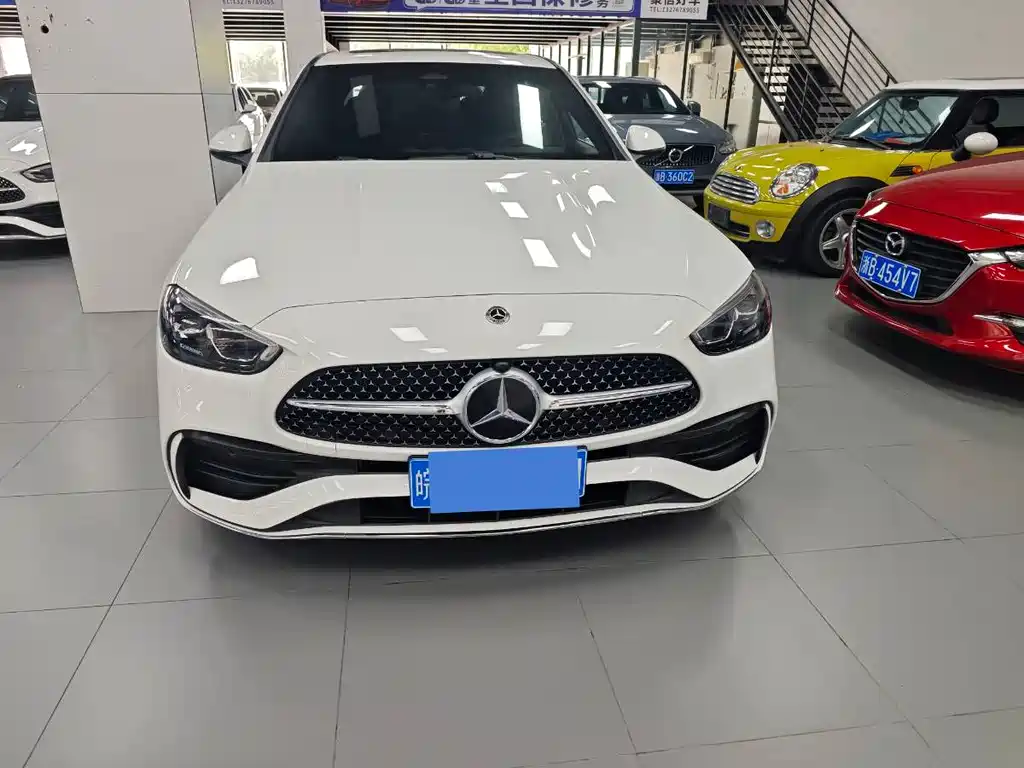 Mercedes-Benz C-Class 2023 — фото 2