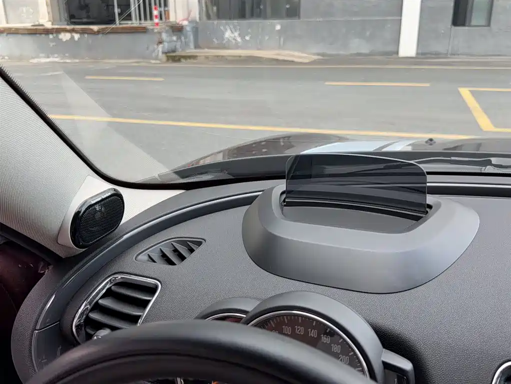 MINI Clubman 2018 — фото 15