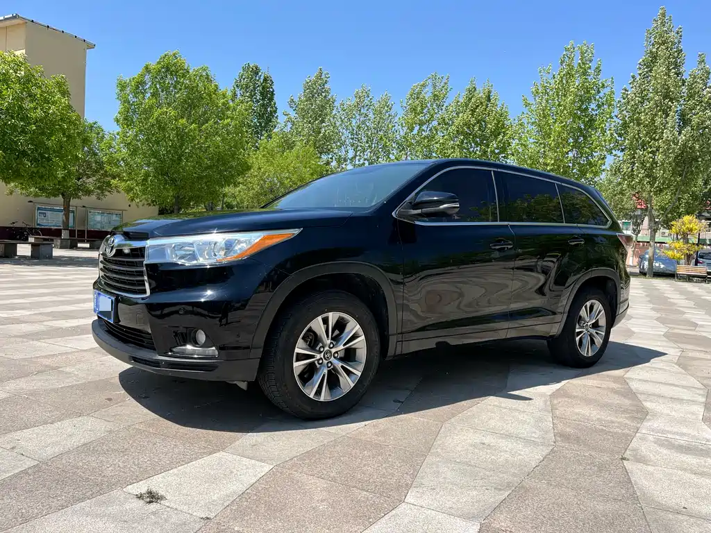 Toyota Highlander 2017 — фото 2