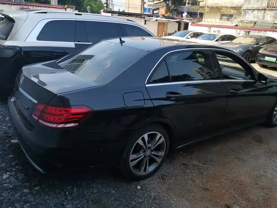 Mercedes-Benz E-Class 2014