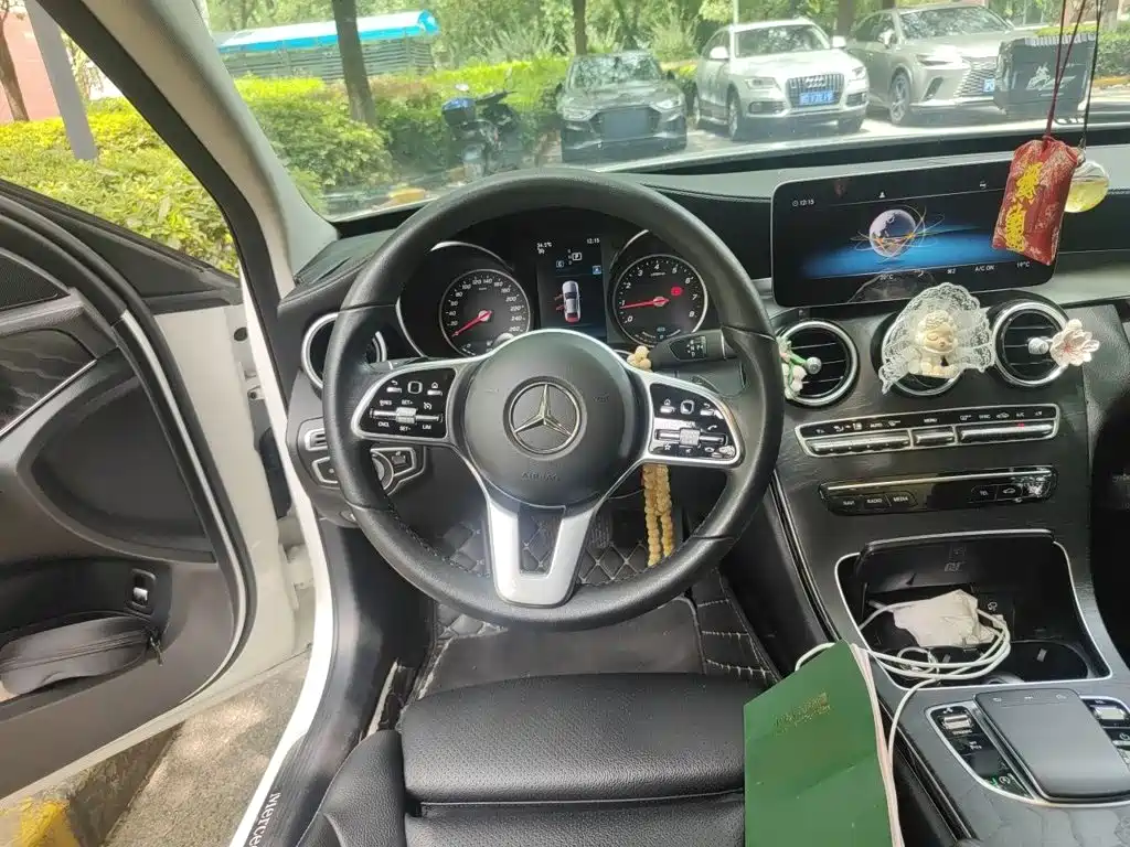 Mercedes-Benz C-Class 2018