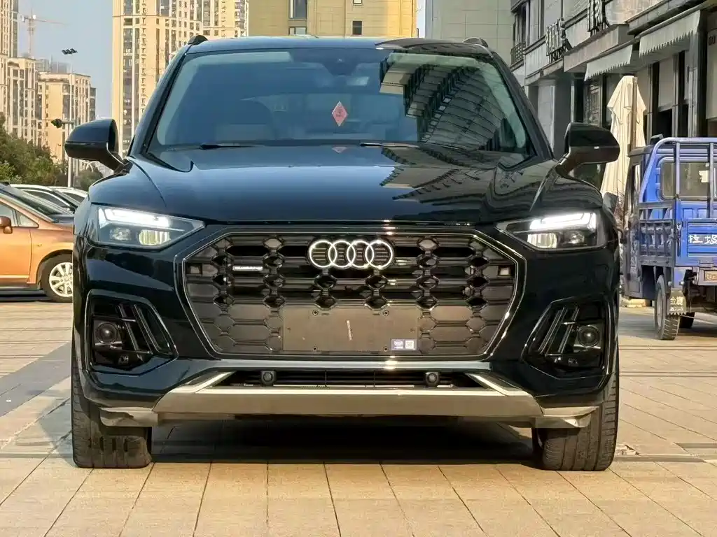 Audi Q5L 2023 — фото 2