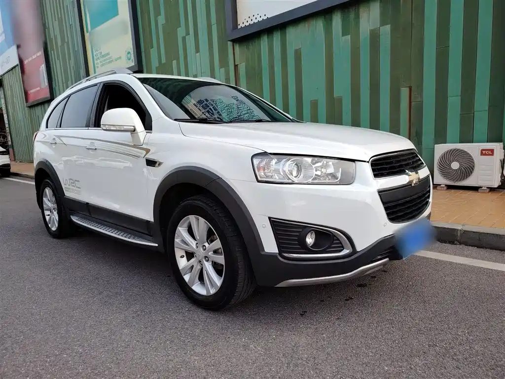 Chevrolet Captiva 2017 — фото 3