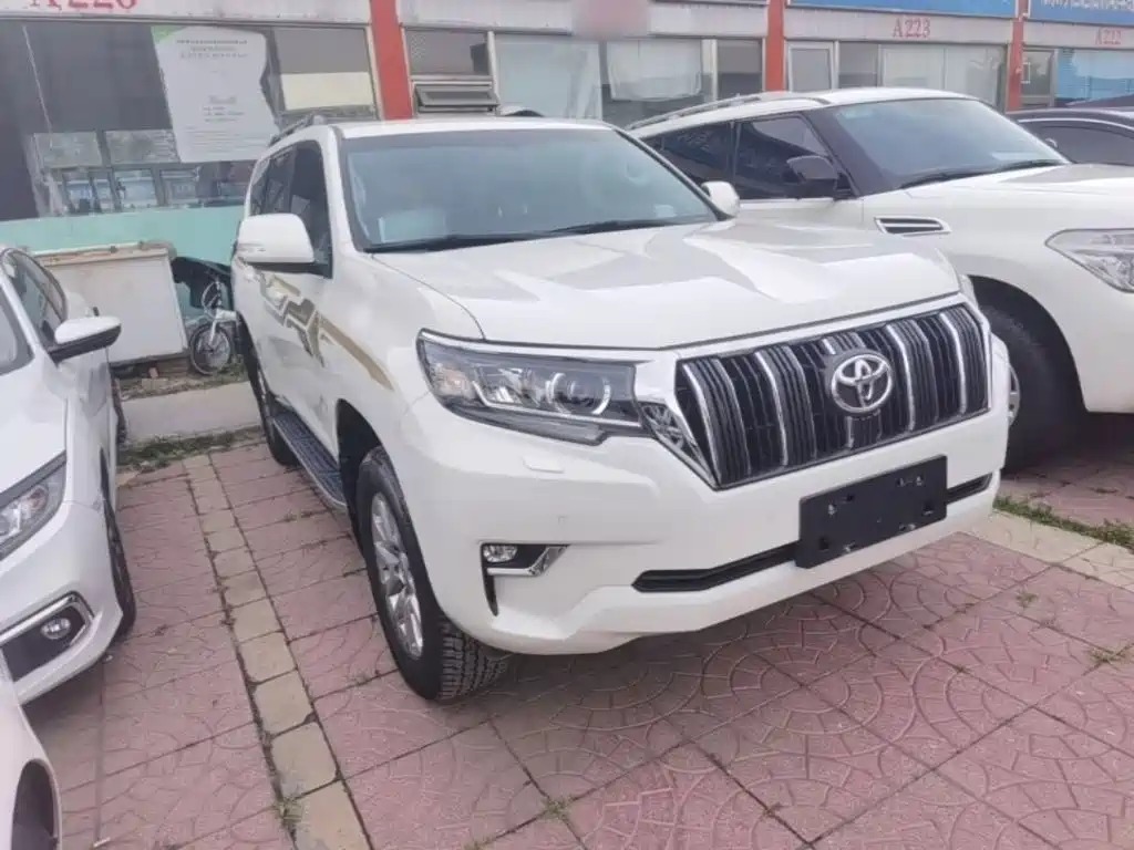Toyota Prado 2019 — фото 4