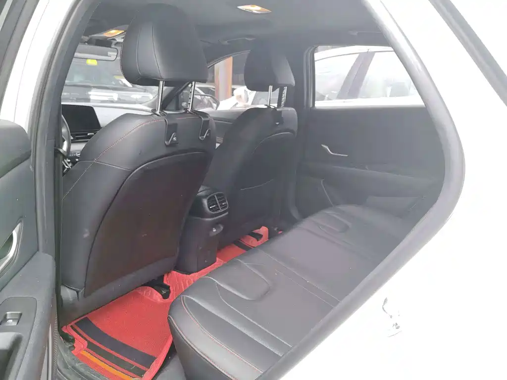 Hyundai Elantra 2022