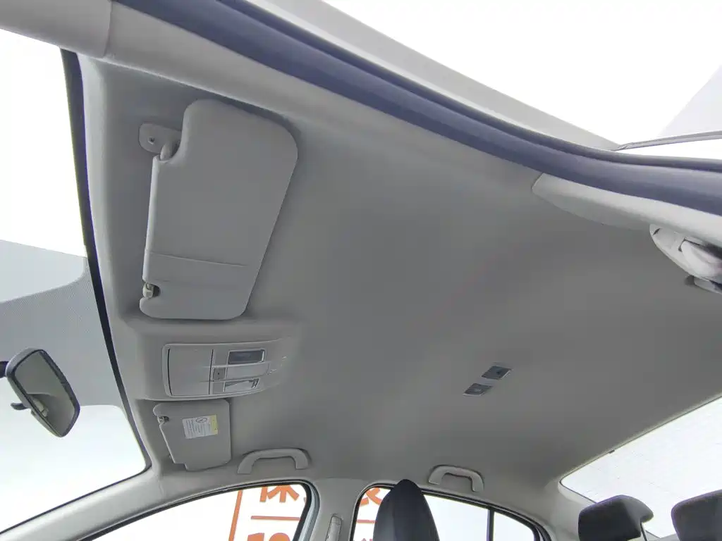 Mazda 3 Axela 2015 — фото 14