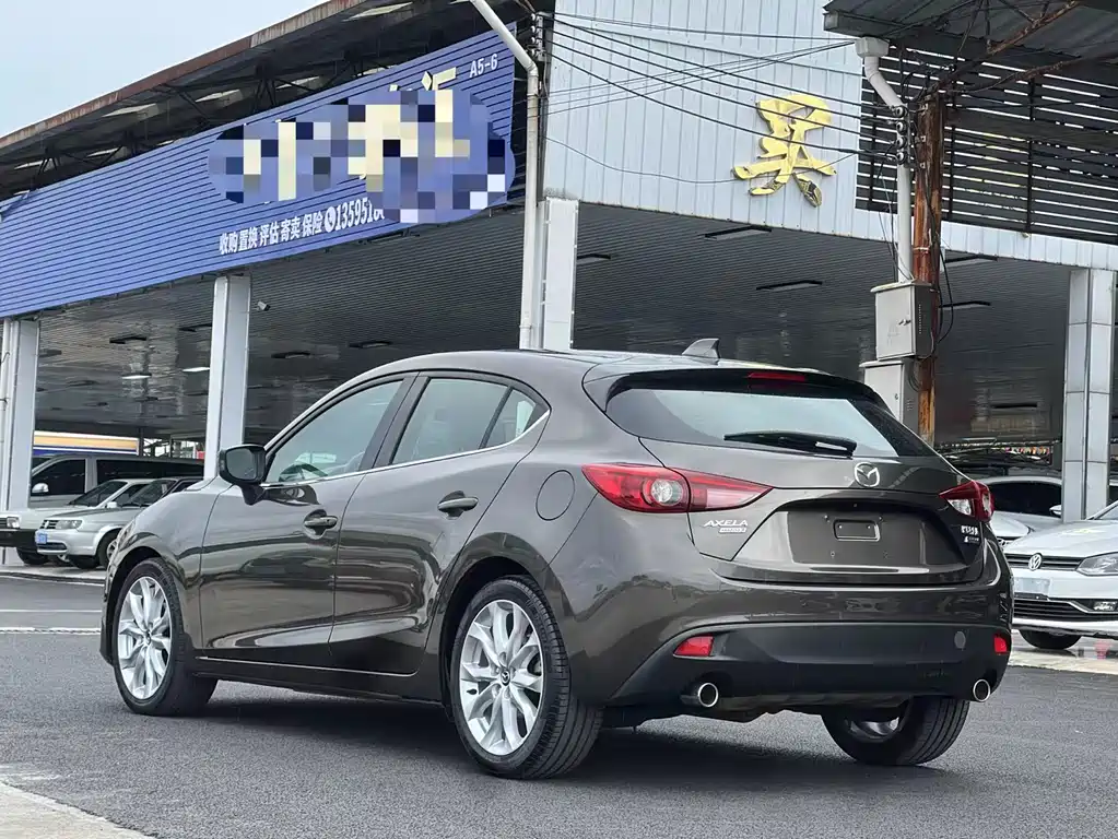 Mazda 3 Axela 2015 — фото 13