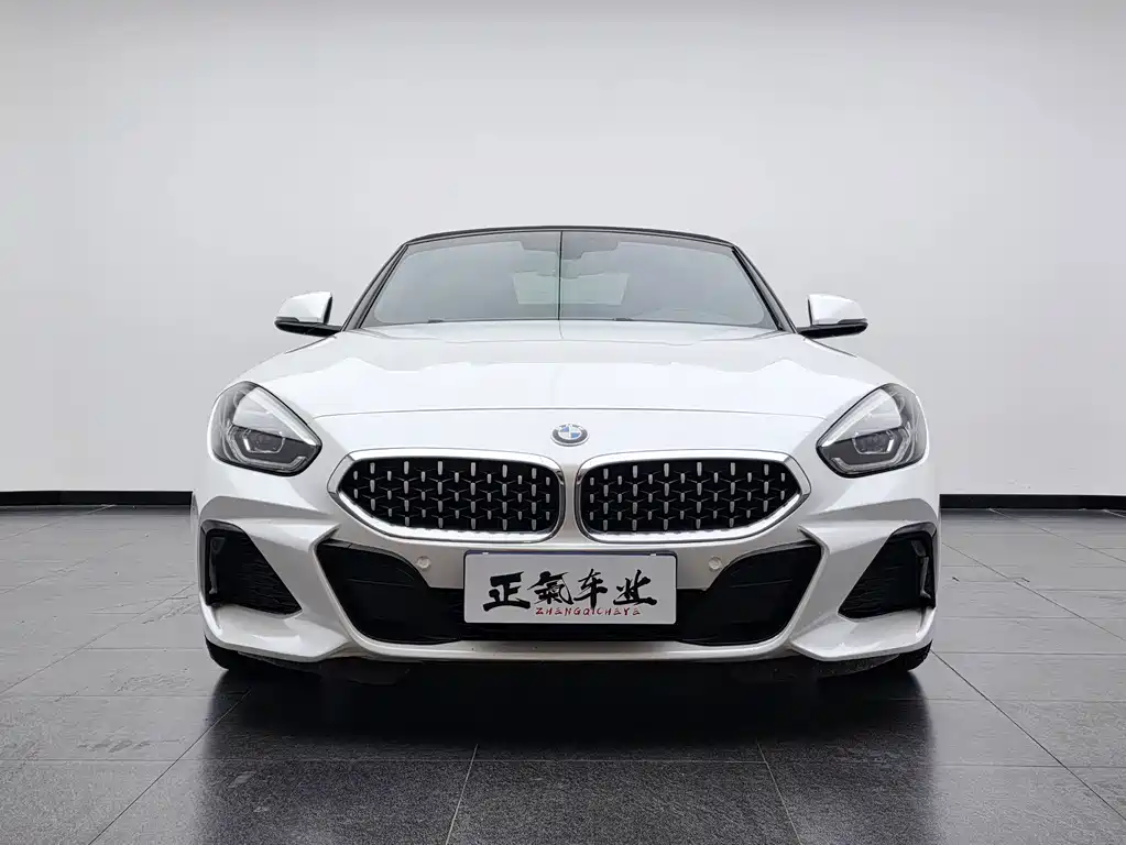 BMW Z4 2019 — фото 12