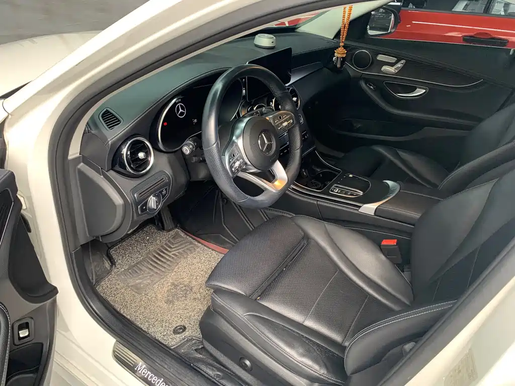 Mercedes-Benz C-Class 2019 — фото 6