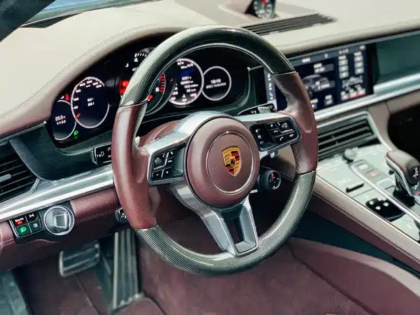 Porsche Panamera 2019