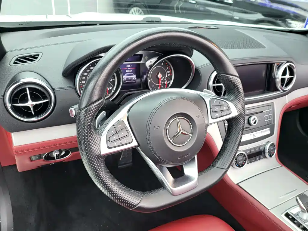 Mercedes-Benz SL-Class 2017 — фото 5