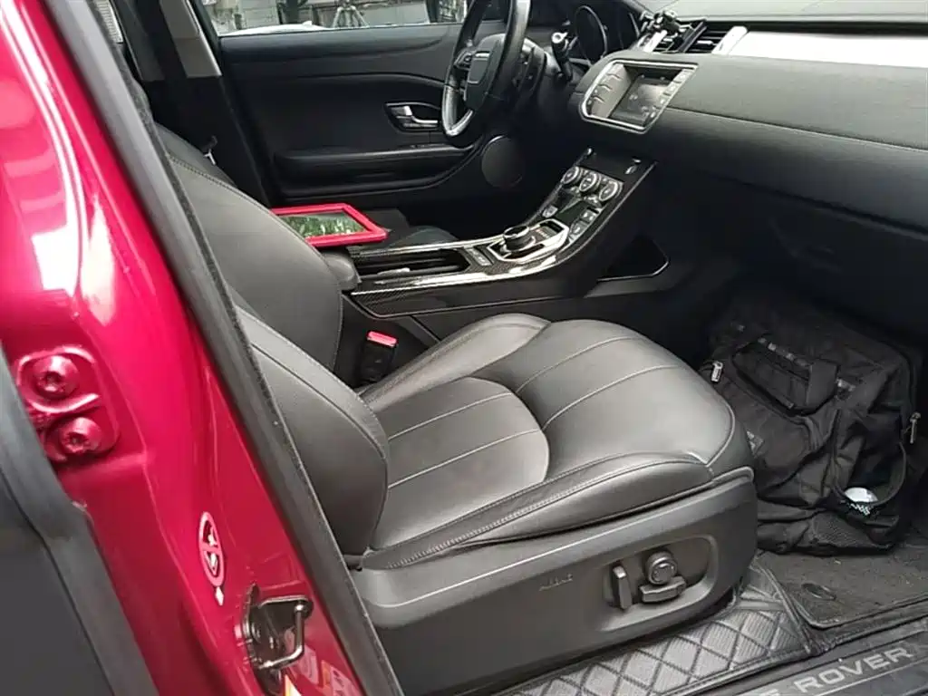Land Rover Evoque 2017 — фото 25