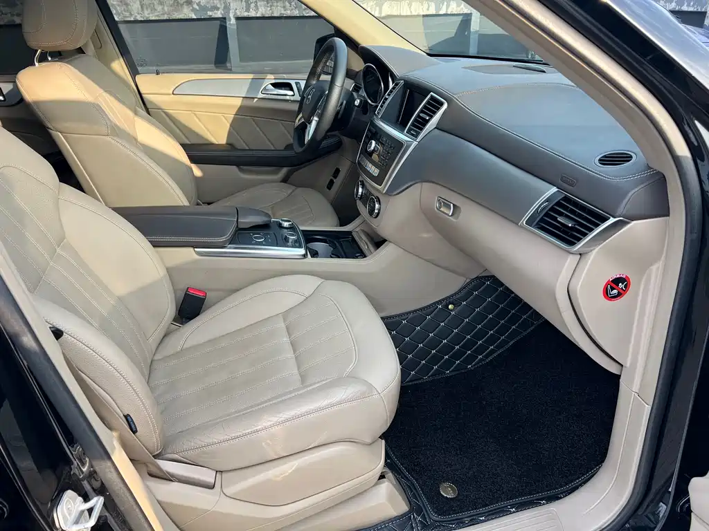 Mercedes-Benz GL-Class 2015 — фото 11