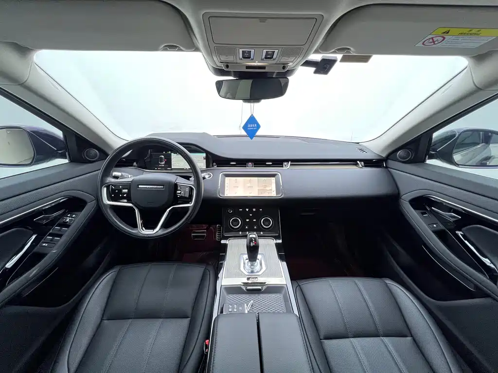 Land Rover Evoque 2022 — фото 11