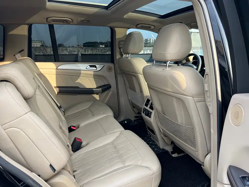 Mercedes-Benz GL-Class 2015 — фото 12