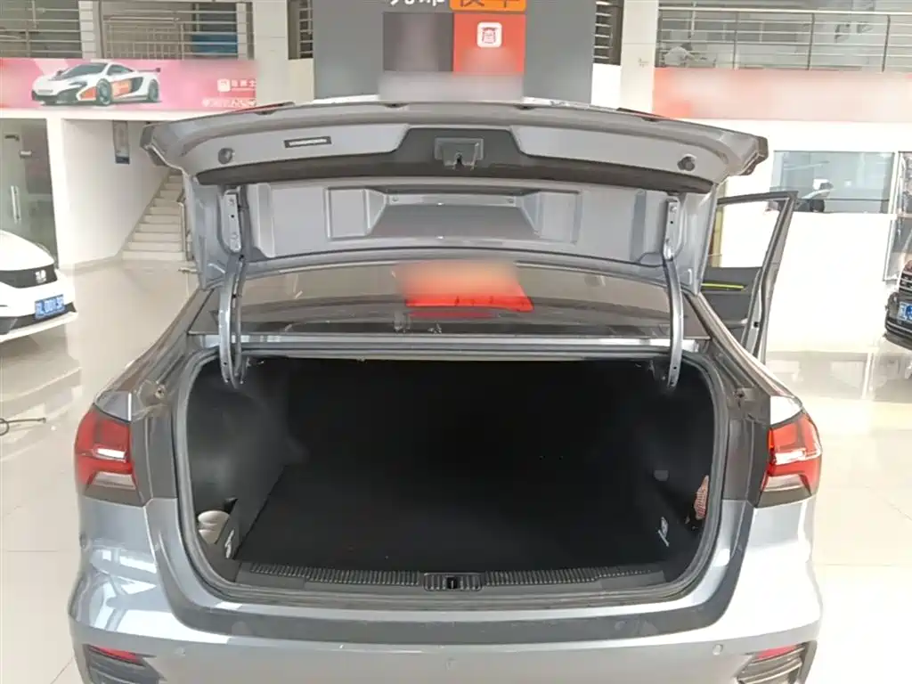 Roewe i5 2023 — фото 19