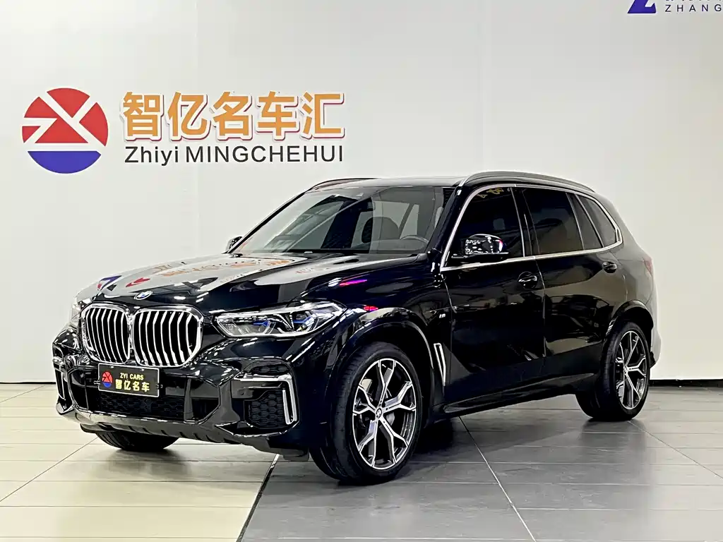 BMW X5 2022 — фото 1