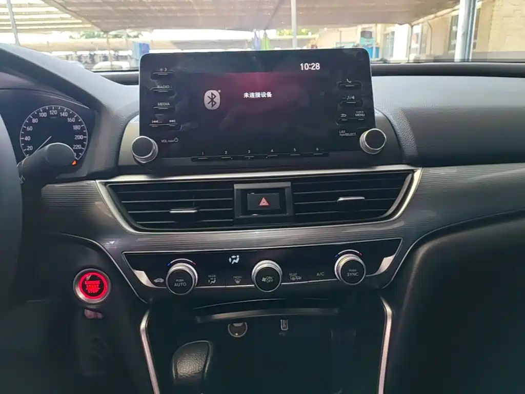 Honda Accord 2022 — фото 13