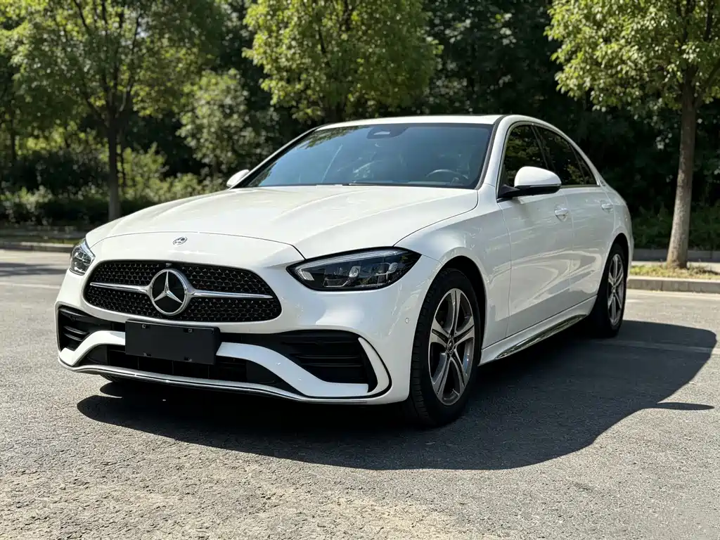 Mercedes-Benz C-Class 2022