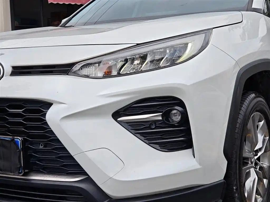 Toyota Wildlander 2022 — фото 9