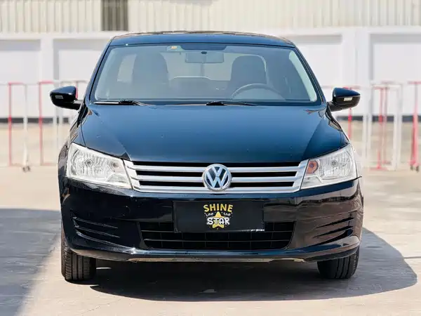 Volkswagen Santana 2014