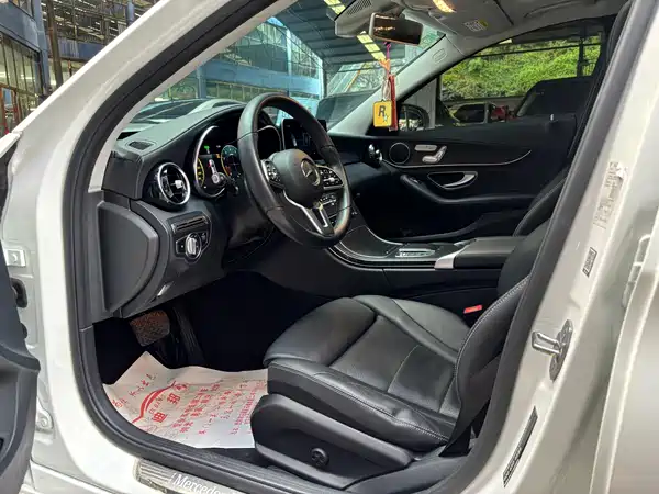 Mercedes-Benz C-Class 2019
