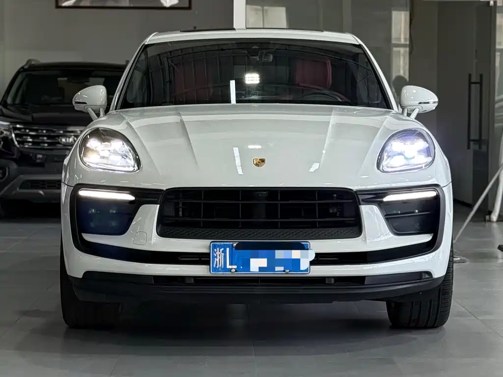 Porsche Macan 2023 — фото 2