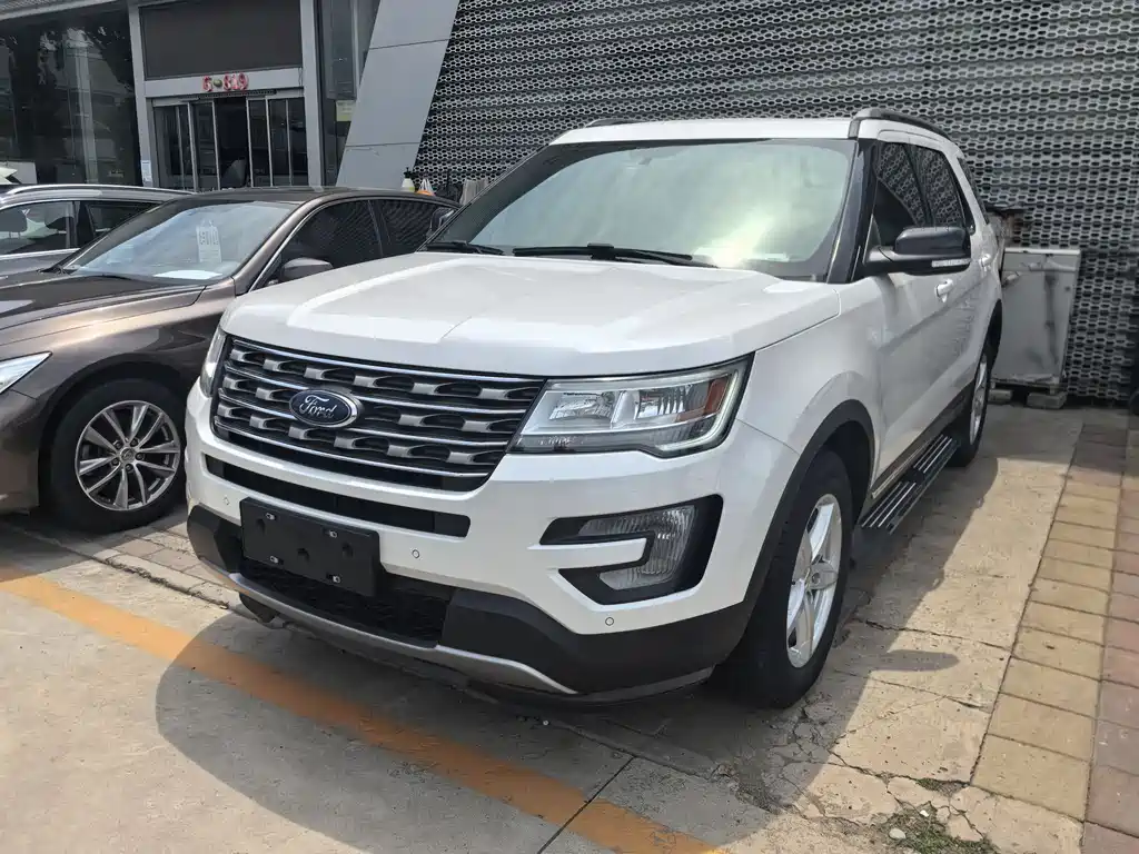 Ford Explorer 2018 — фото 3