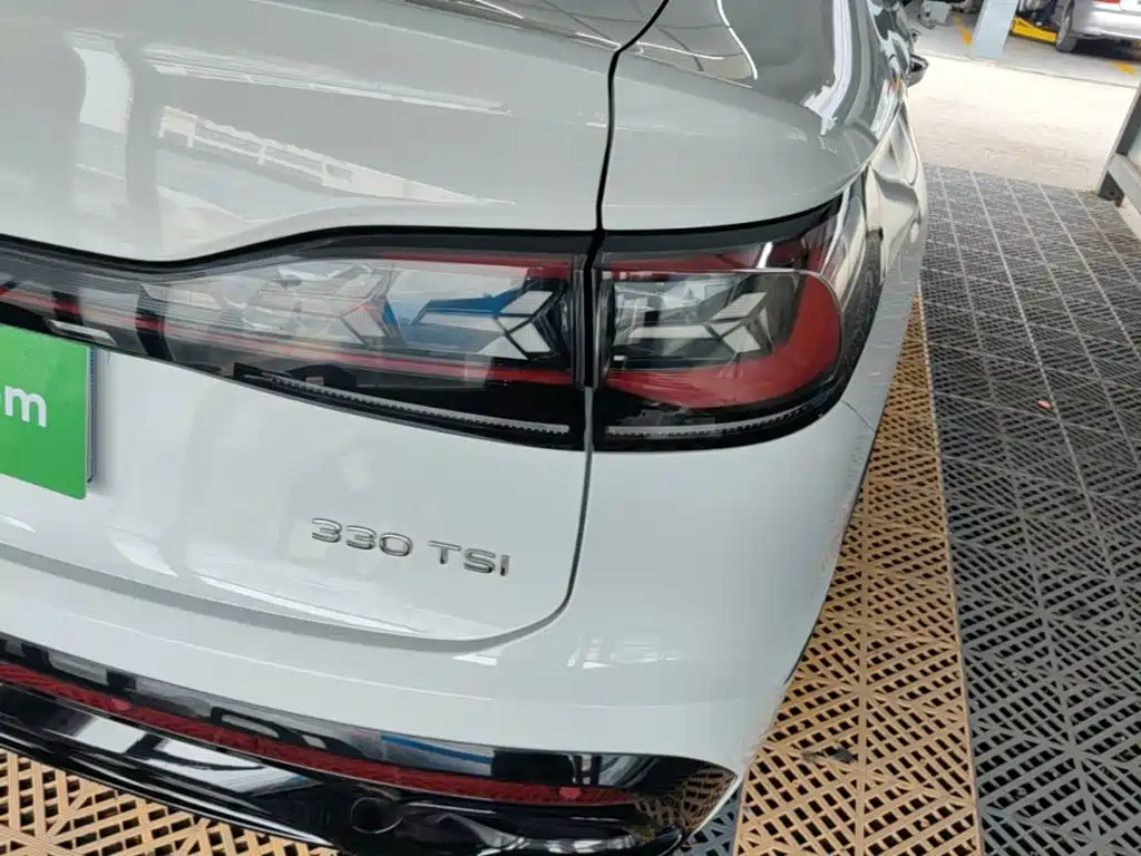 Volkswagen Tiguan X 2023 — фото 8