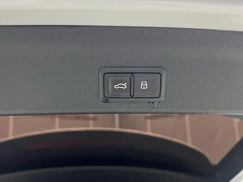 Audi Q3 2022 — фото 11