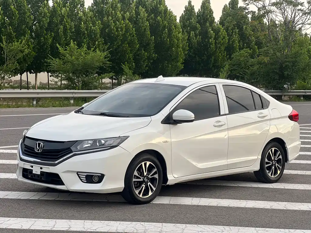 Honda Greiz 2017 — фото 1